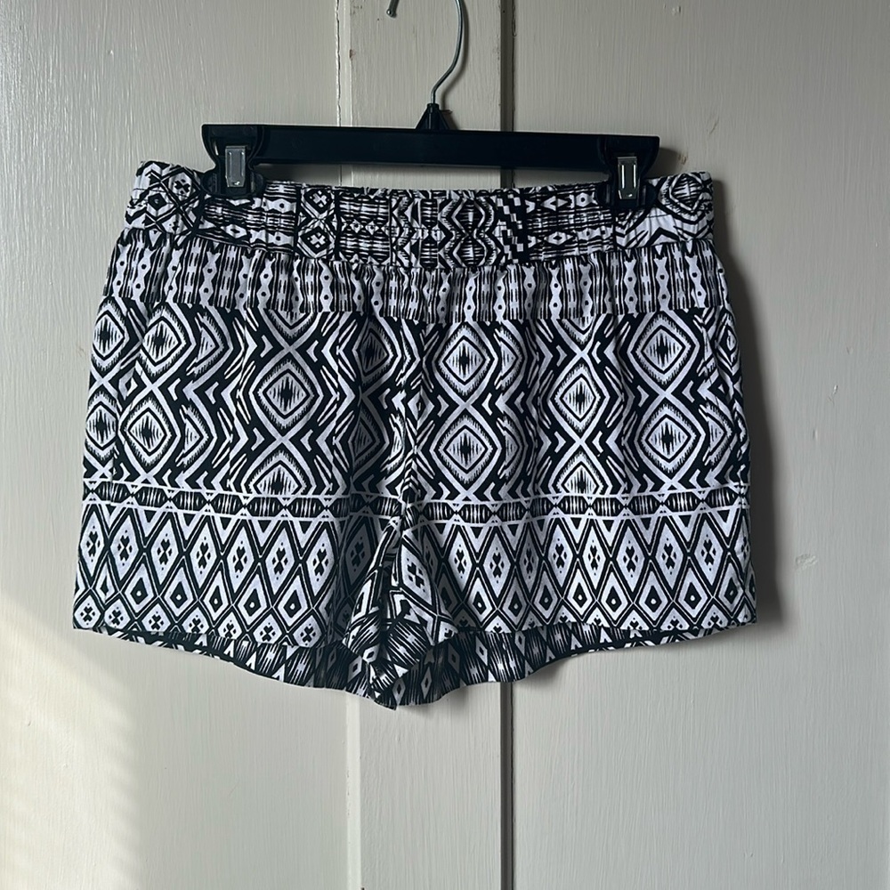 J. crew Black and white shorts size 4